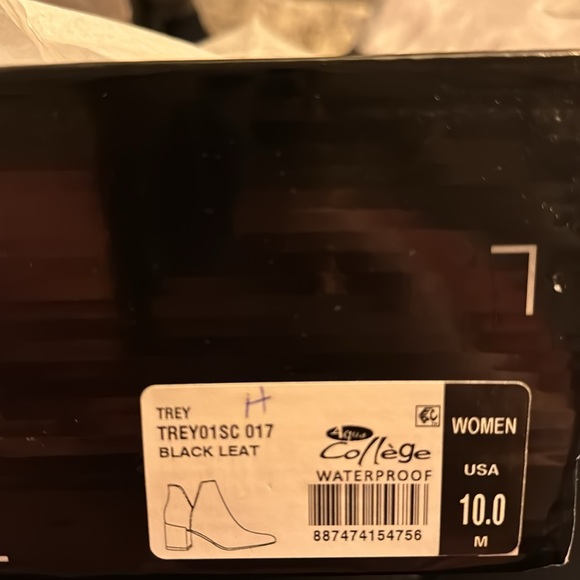 Aqua college Women's Trey Notched Waterproof Booties, leather - Picture 5 of 6